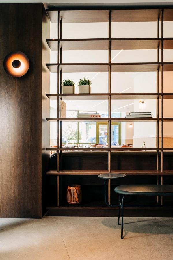 Athinais Hotel Athens Ngoại thất bức ảnh