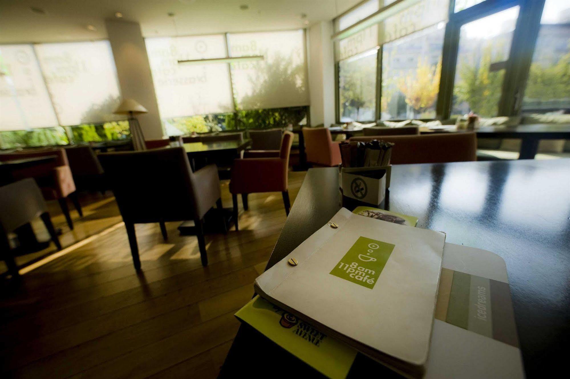 Athinais Hotel Athens Ngoại thất bức ảnh